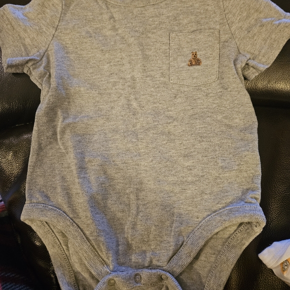 Adorable Baby Onesies Set - Picture 2 of 6